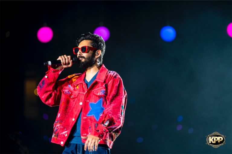 Kash Patel Productions Anirudh Once Upon A Time World Tour April 14th 2023 Seattle WA Oakland Arena Silicon Photography 100