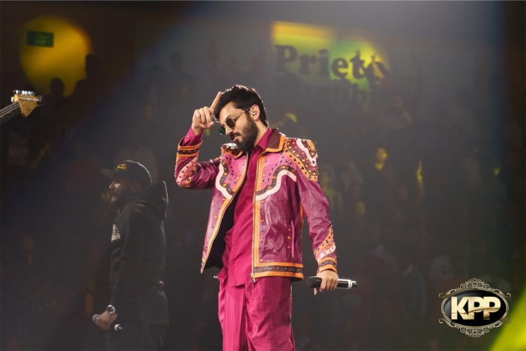 Kash Patel Productions Anirudh Once Upon A Time World Tour Live Show April 14th 2023 Seattle WA Angel Of The Winds Arena Carbon Three Studios 32