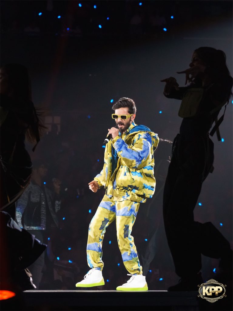 Kash Patel Productions Anirudh Once Upon A Time World Tour Live Show April 14th 2023 Seattle WA Angel Of The Winds Arena Carbon Three Studios 4