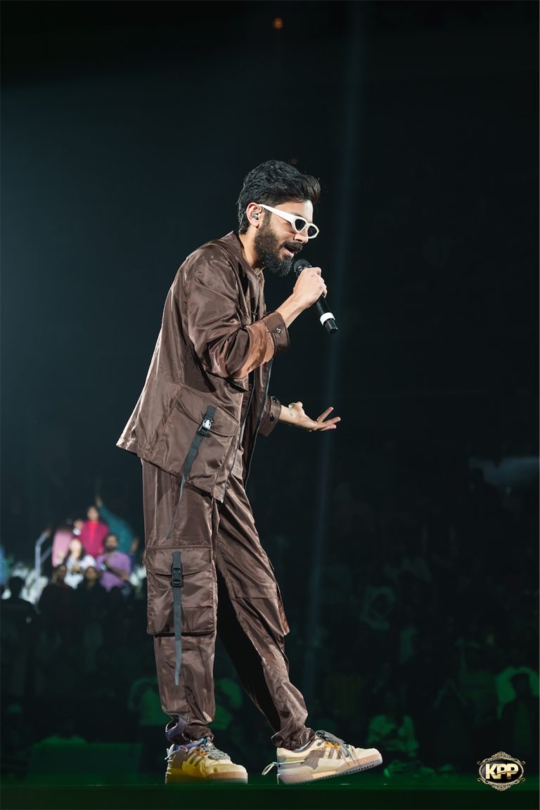 Kash Patel Productions Anirudh Once Upon A Time World Tour Live Show April 14th 2023 Seattle WA Angel Of The Winds Arena Carbon Three Studios 8