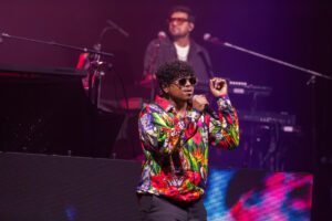 "The Wonderment Tour" - Boston by Manideep, Kristen Janes